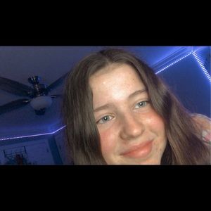 Meet your Posher, Anne